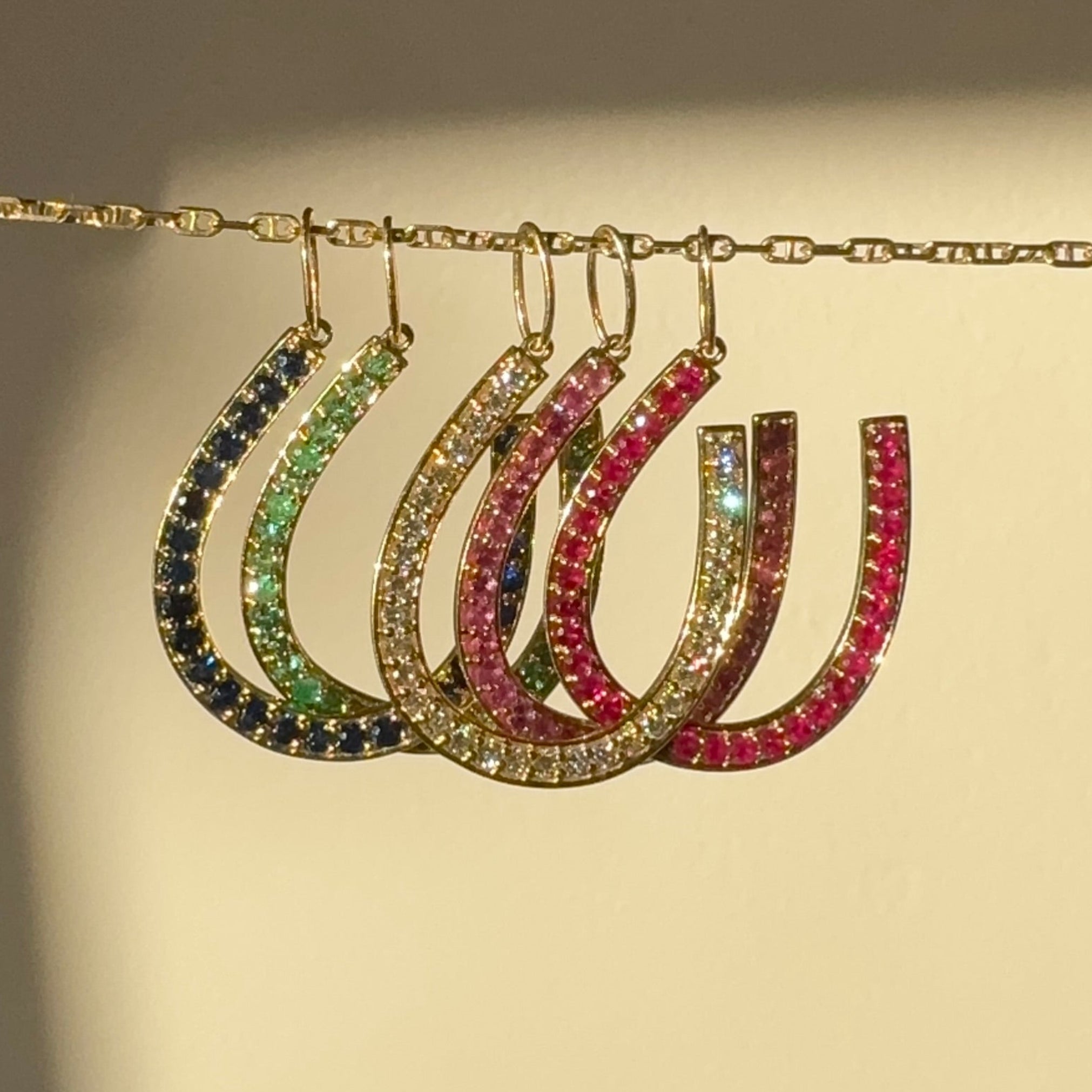 Lucky Horseshoe Collection | 14K Gold Pendant