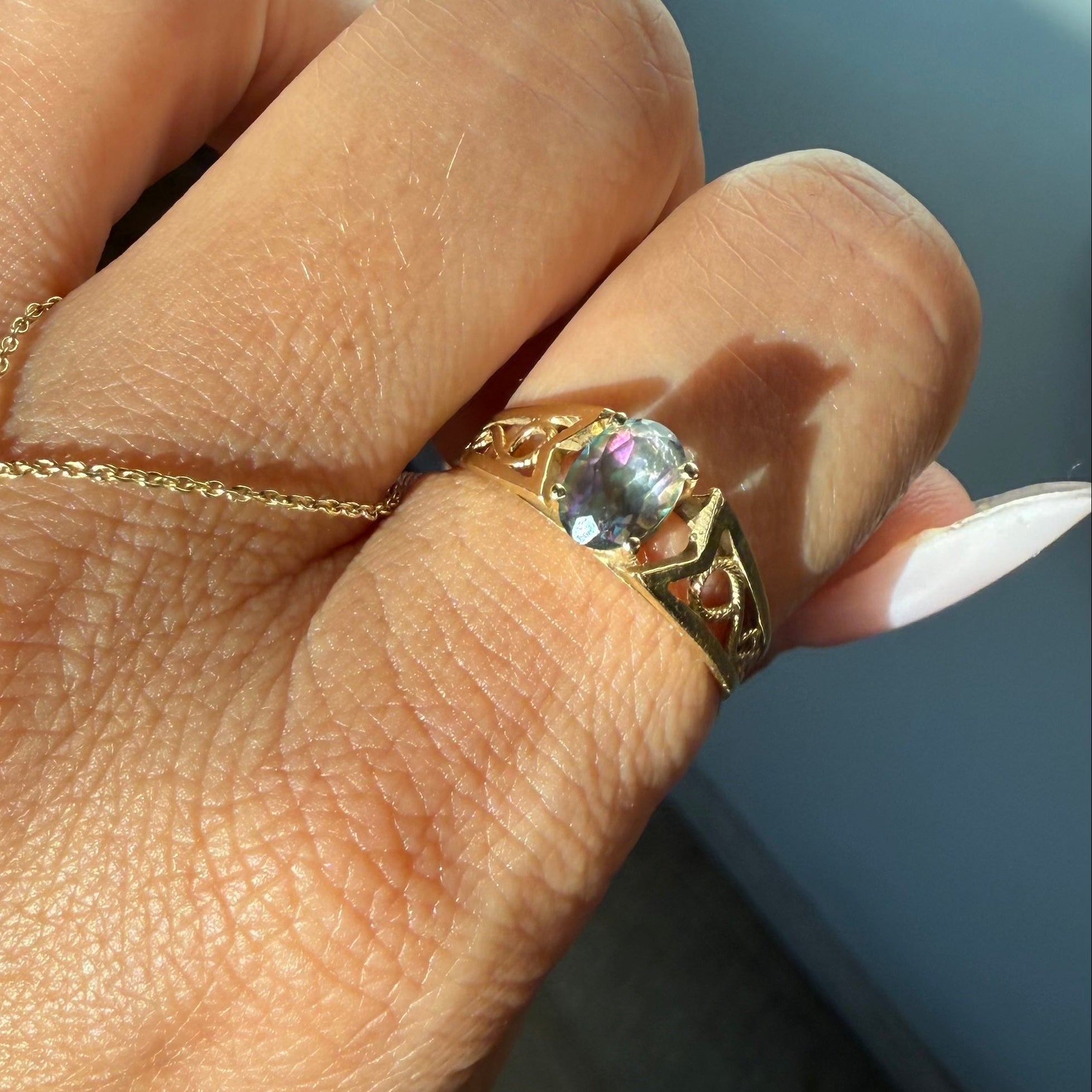 Vintage 14K Mystic Topaz Ring