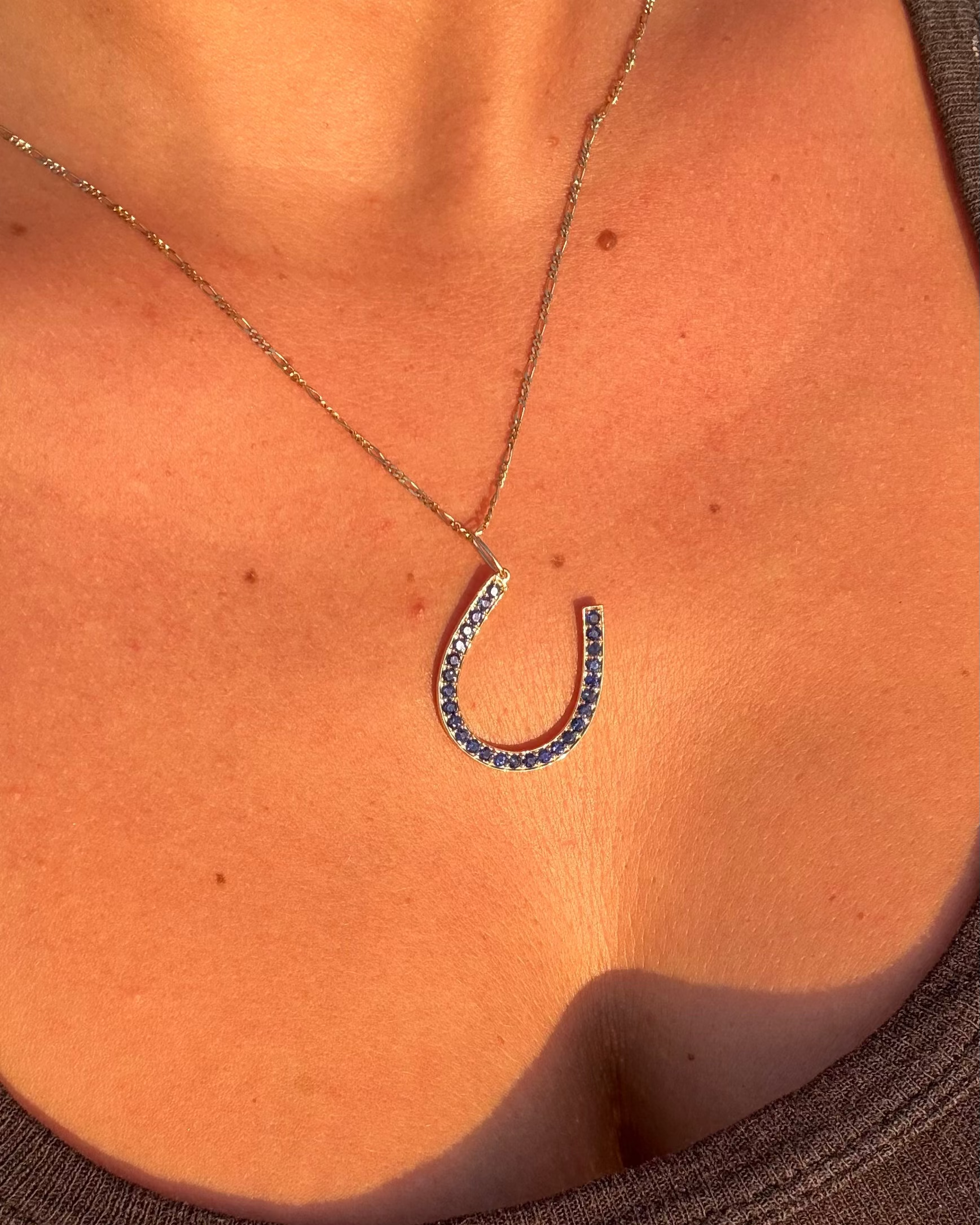 Lucky Horseshoe Collection | 14K Gold Pendant
