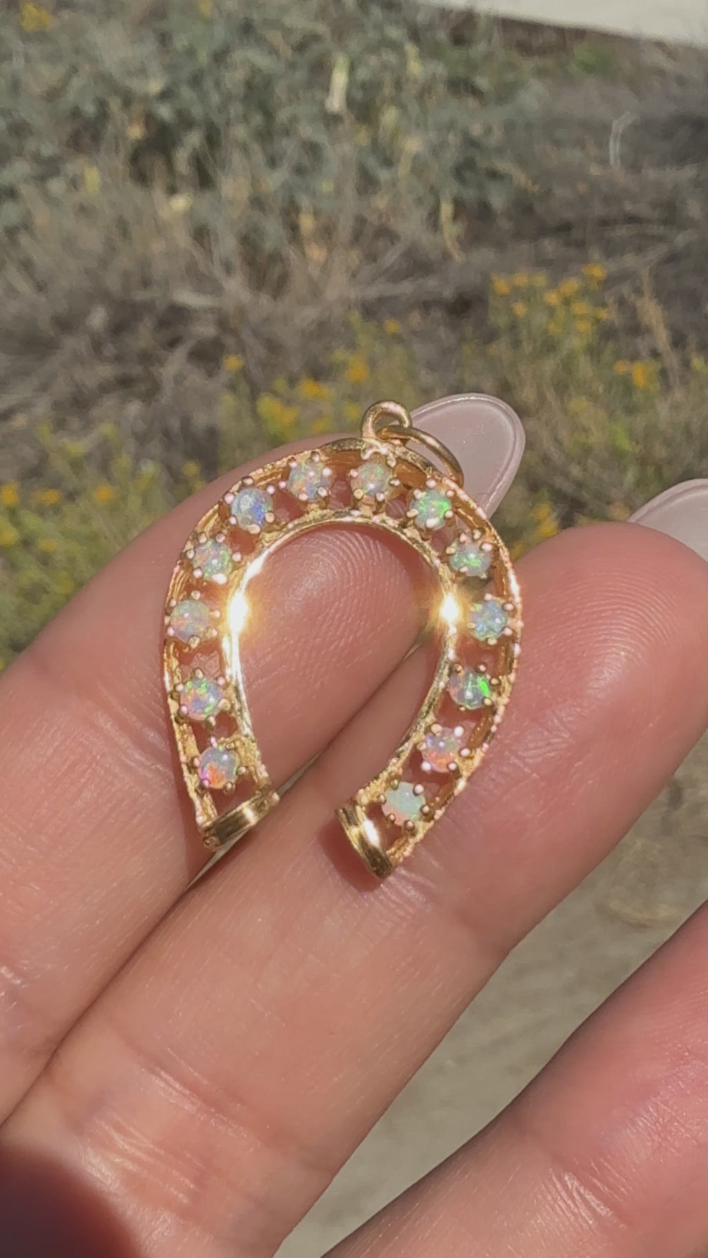 14K Vintage Jelly Opal Horseshoe Pendant